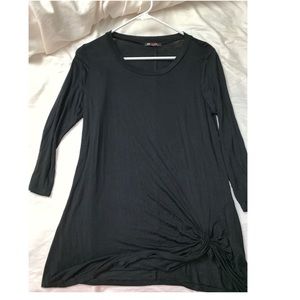 Basic black top with knot